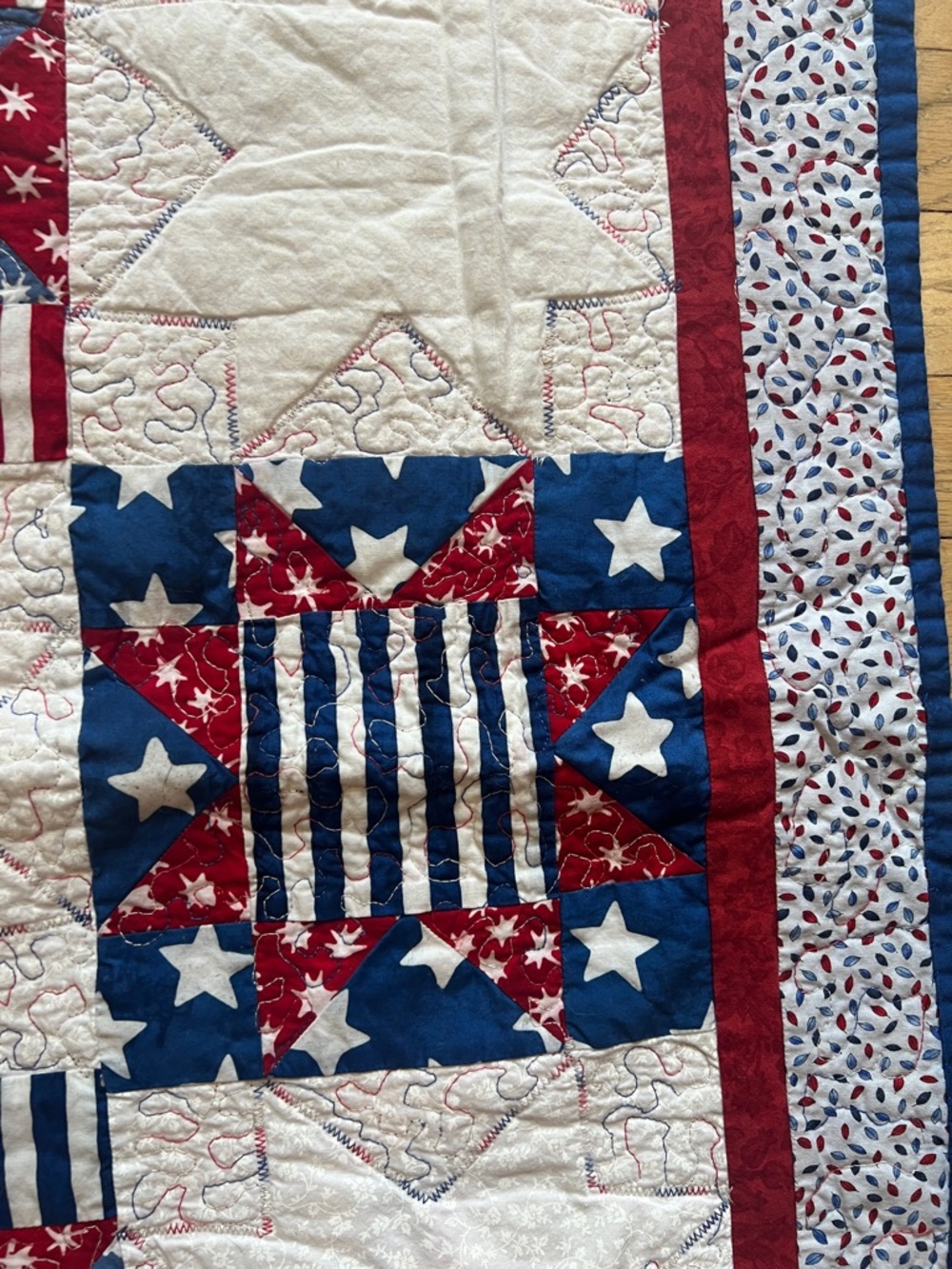 Quilt - Red, White & Blue - Picture 7 of 11